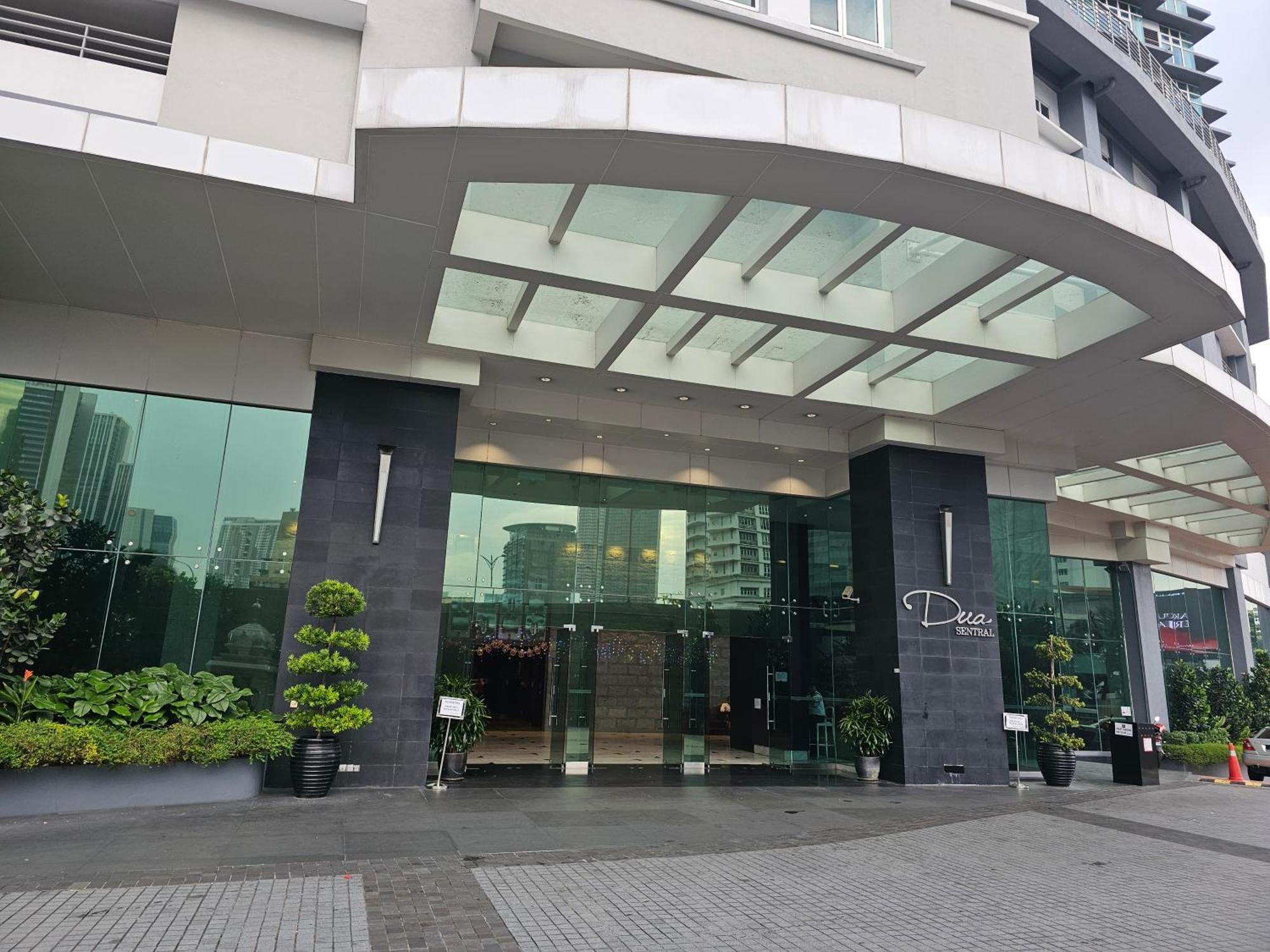Deluxe Dua Sentral Pangsapuri Kuala Lumpur