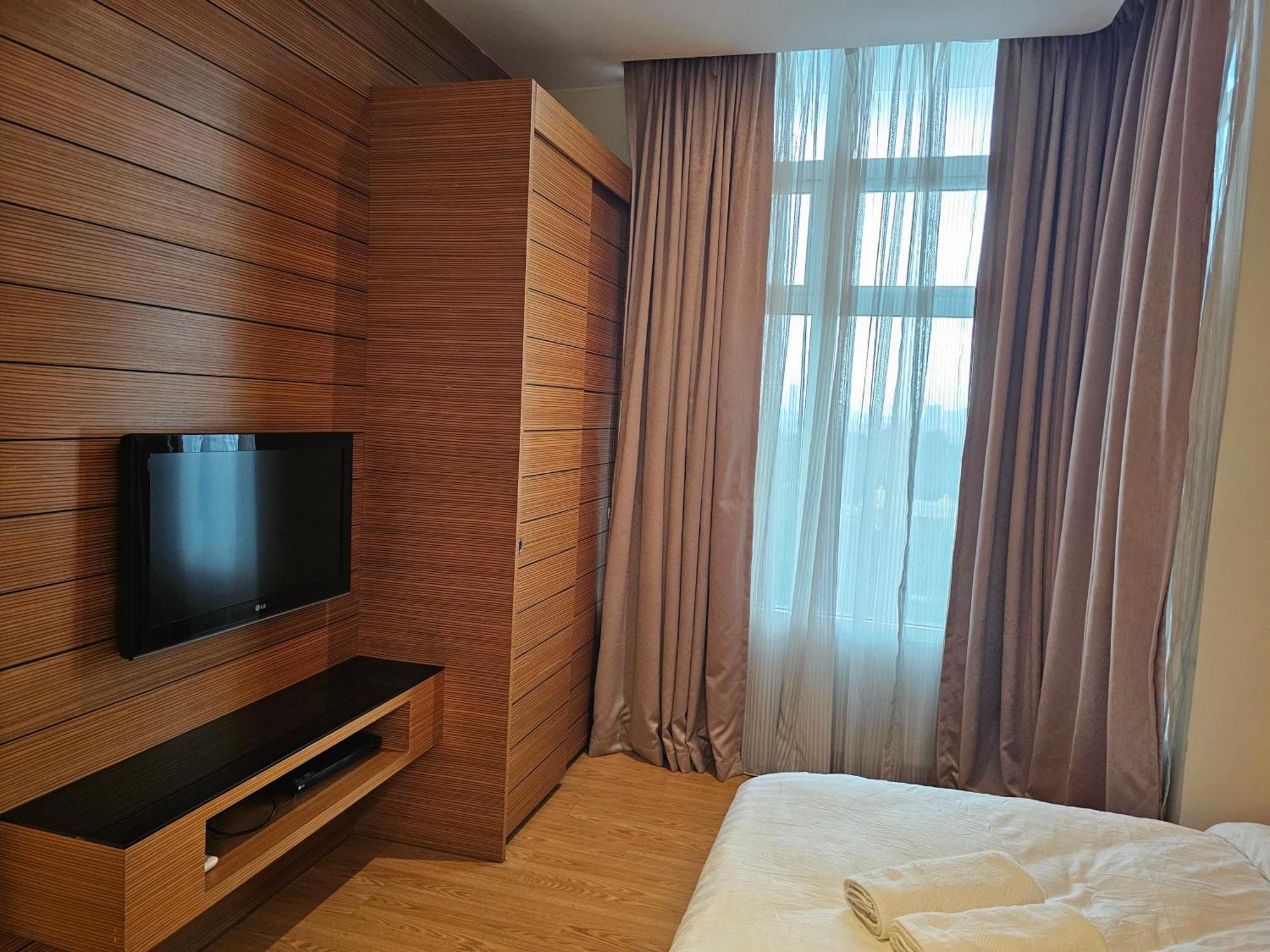 Deluxe Dua Sentral Pangsapuri *